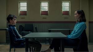 Das Cavernas aos Streamings: 10 Séries Filosóficas que Desafiam Nossa Realidade 11 adolescência