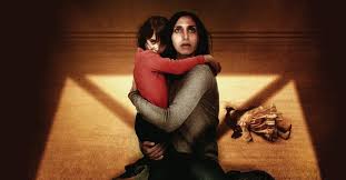 Muito Além do Oscar: Os 10 Filmes Que Definiram a Década (e Você Talvez Não Conheça) 7 À-Sombra-do-Medo