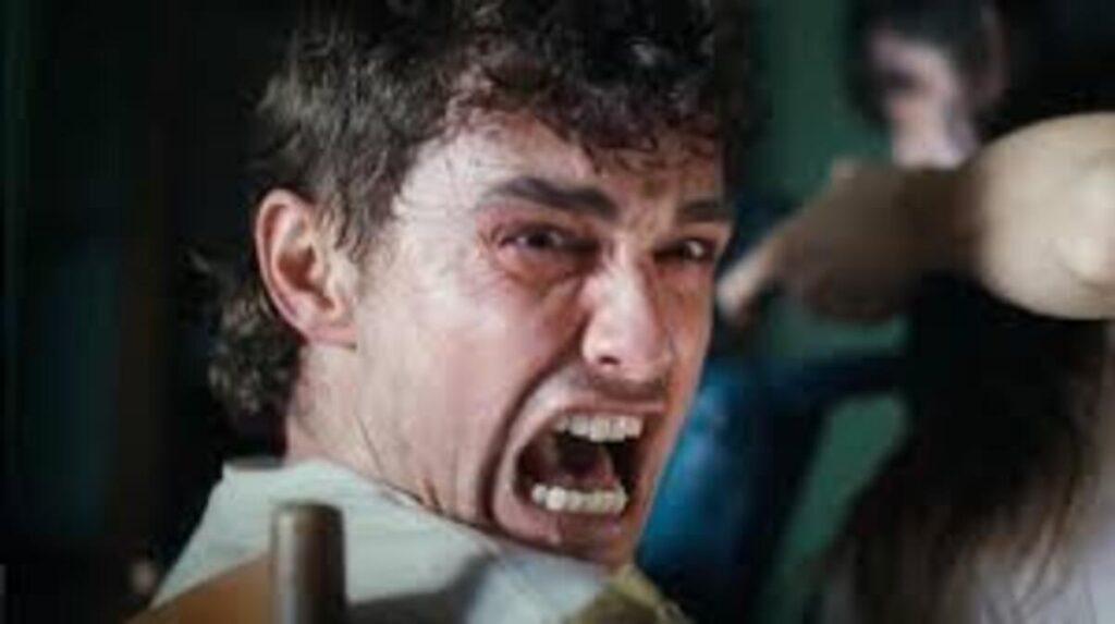 Juntos (2025): O Horror da Intimidade que Deforma a Alma e a Carne 3 Juntos