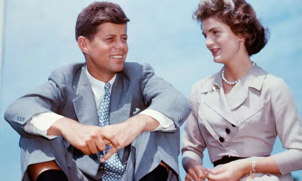 A Próxima Onda: 10 Séries Inéditas de 2026 que Prometem Dominar a Audiência 11 the-kennedys-of-boston-netflix