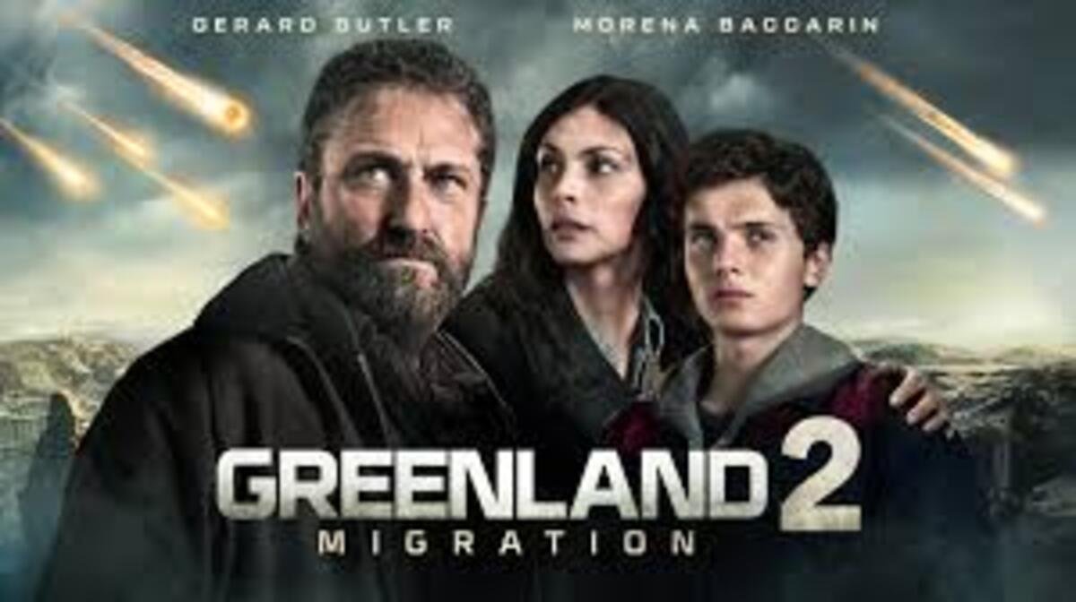 Cartaz oficial do filme Destruição Final destacando o elenco principal unido sob uma chuva de meteoros apocalíptica no horizonte. A arte promocional focada no cinema de catástrofe e na sobrevivência familiar é ideal para ilustrar críticas completas, listas de lançamentos marcantes e novidades do gênero de ação no blog